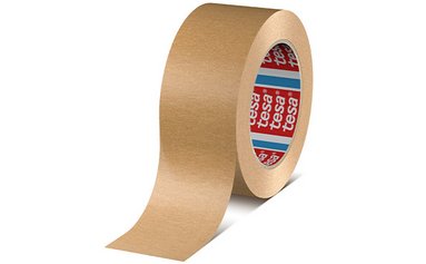tesa® 4713 Standard-Papierpackband Freigestelltes Bild des nachhaltigen und FSC-zertifizierten Papier-Packband tesa® 4713.