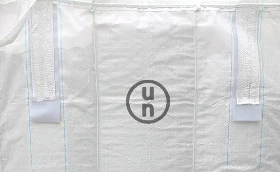 Nahaufnahme eines Big Bag mit UN-Zertifizierung.