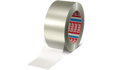tesa® 60412 PCR-PET-Packband Freigestelltes Bild des nachhaltigen Folien-Packband tesa® 60412 aus PCR-PET.