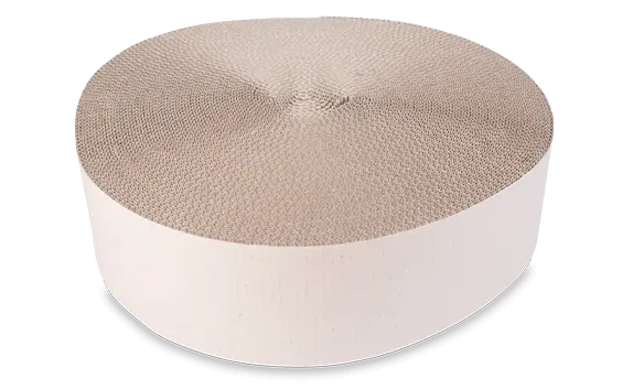 Aufgerollter Rolle mit Wellpappe.