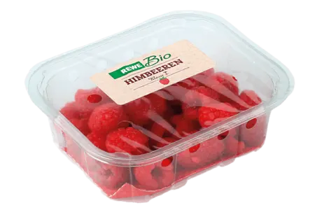 Kunststoffschalen mit Siegelfolie und Belüftungsperforationen für Himbeeren.